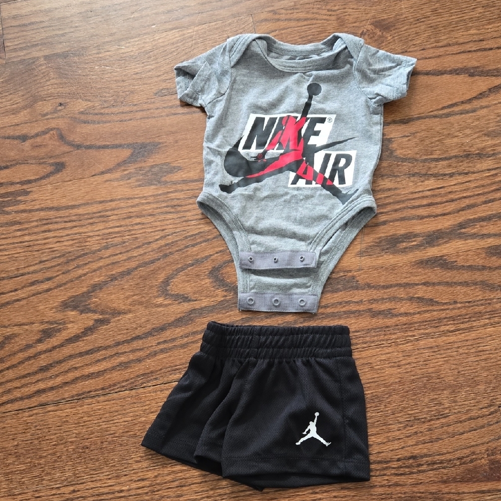 Nike Gray and Black Baby Bodysuit Set